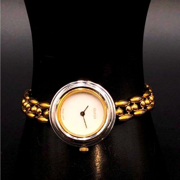 RARE COLLECTABLE Gucci luxury vintage watch - Picture 1 of 6